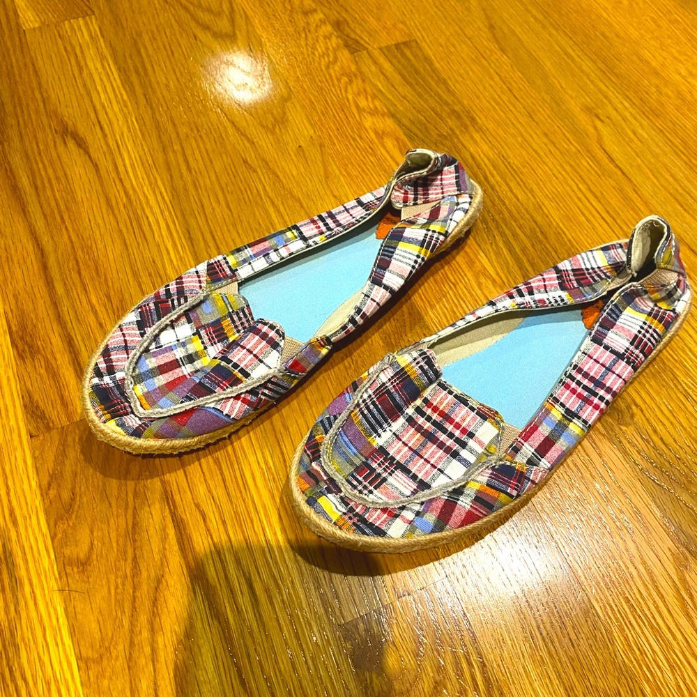 Flats - Women’s
